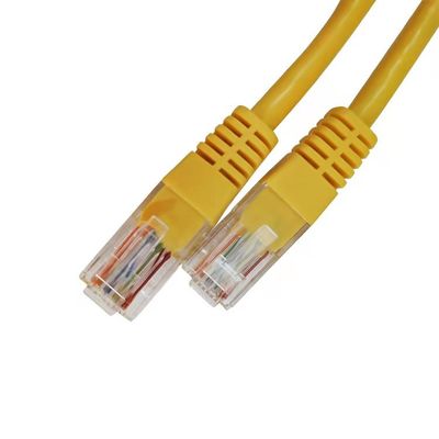 Cable de Ethernet del cordón de remiendo del amarillo del cable de UTP Cat5 Cat5e para el ordenador y el router
