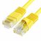El cable y los conectores del gato 5 de UTP de la red de cable de Cat5 5e 6 remiendan el cable en establecimiento de una red